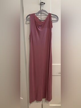 Zen Knits Dusty Rose Sleeveless Midi Dress. Size M